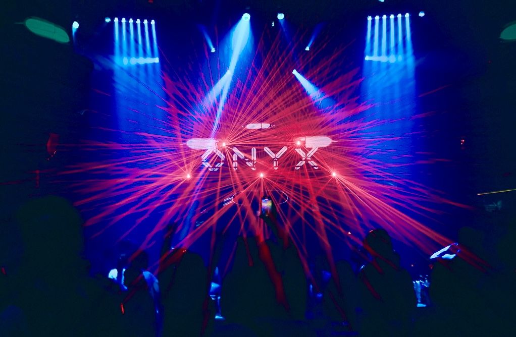 ONYX is not just a nightclub; it's a pulsating icon in the beating heart of Bangkok. 