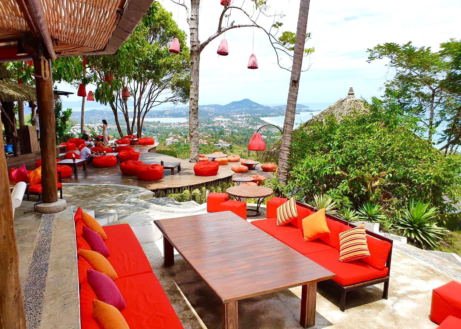 The Jungle Club is perched high in the hills near Chaweng Beach.