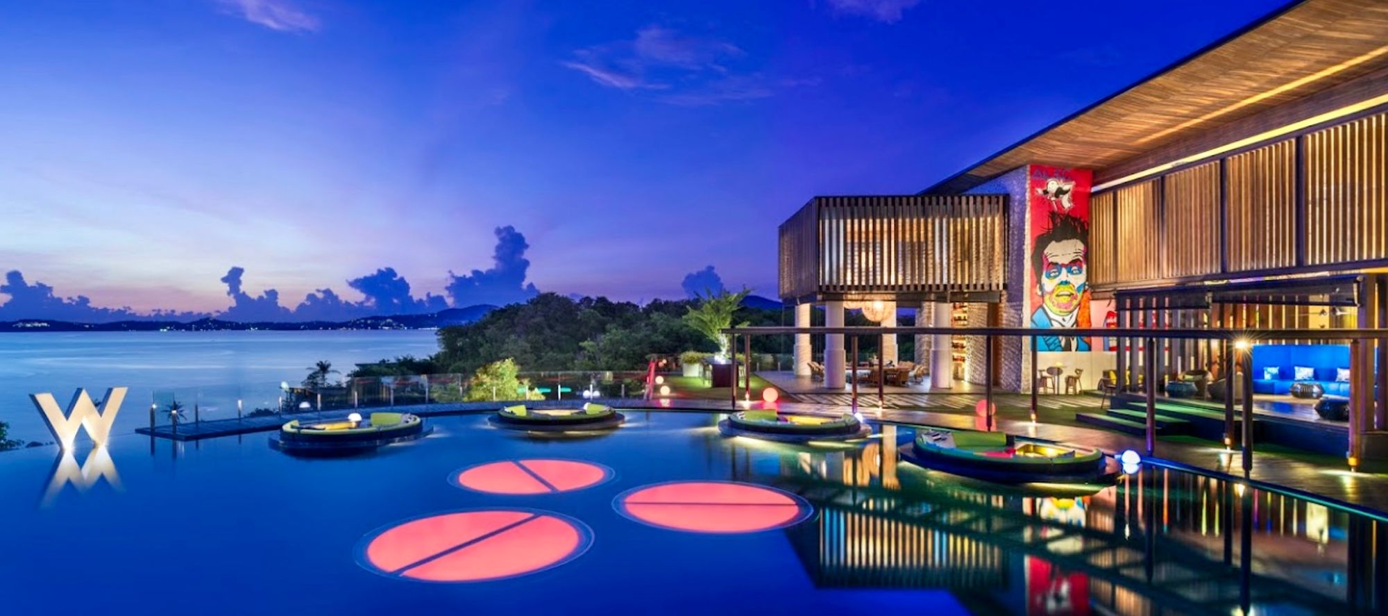 The Woobar @ W Hotel Koh Samui transcends conventional definitions of excellence.
