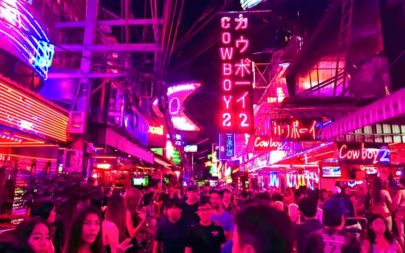 Uncovering Bangkok's Hidden Gems Amidst the Red Light Glow